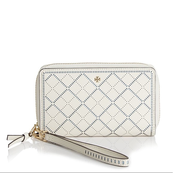 Tory Burch Handbags - Tory Burch Robinson Crosshatch Smartphone